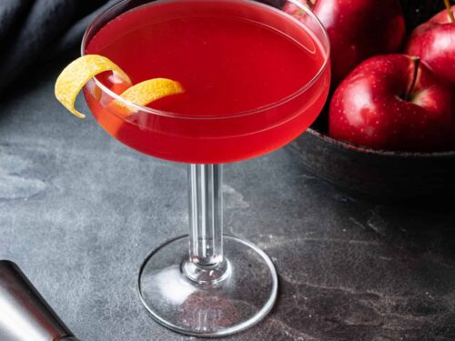 a-jack_rose_cocktail-feature-1