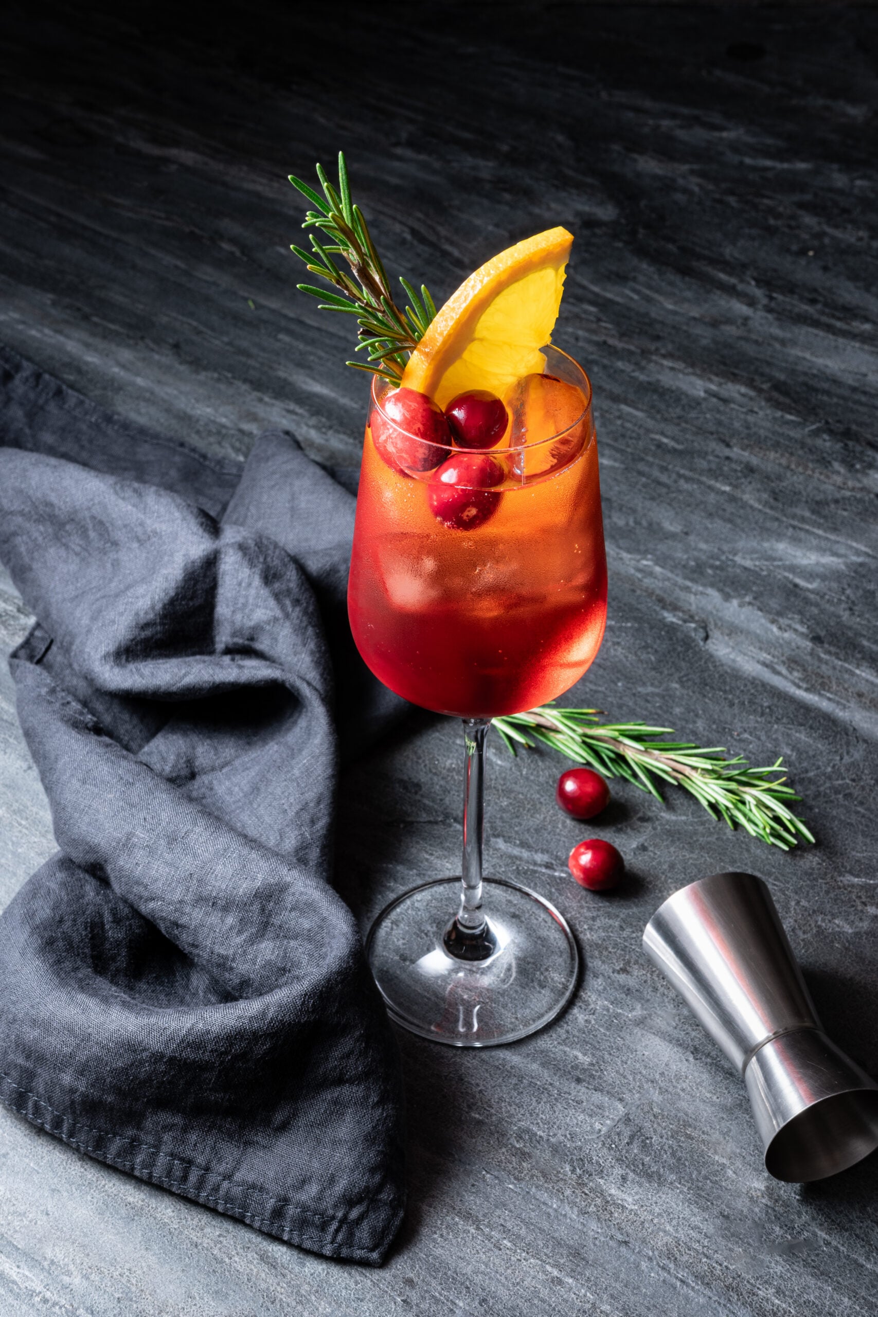 Cranberry Aperol Spritz - twistandtoast